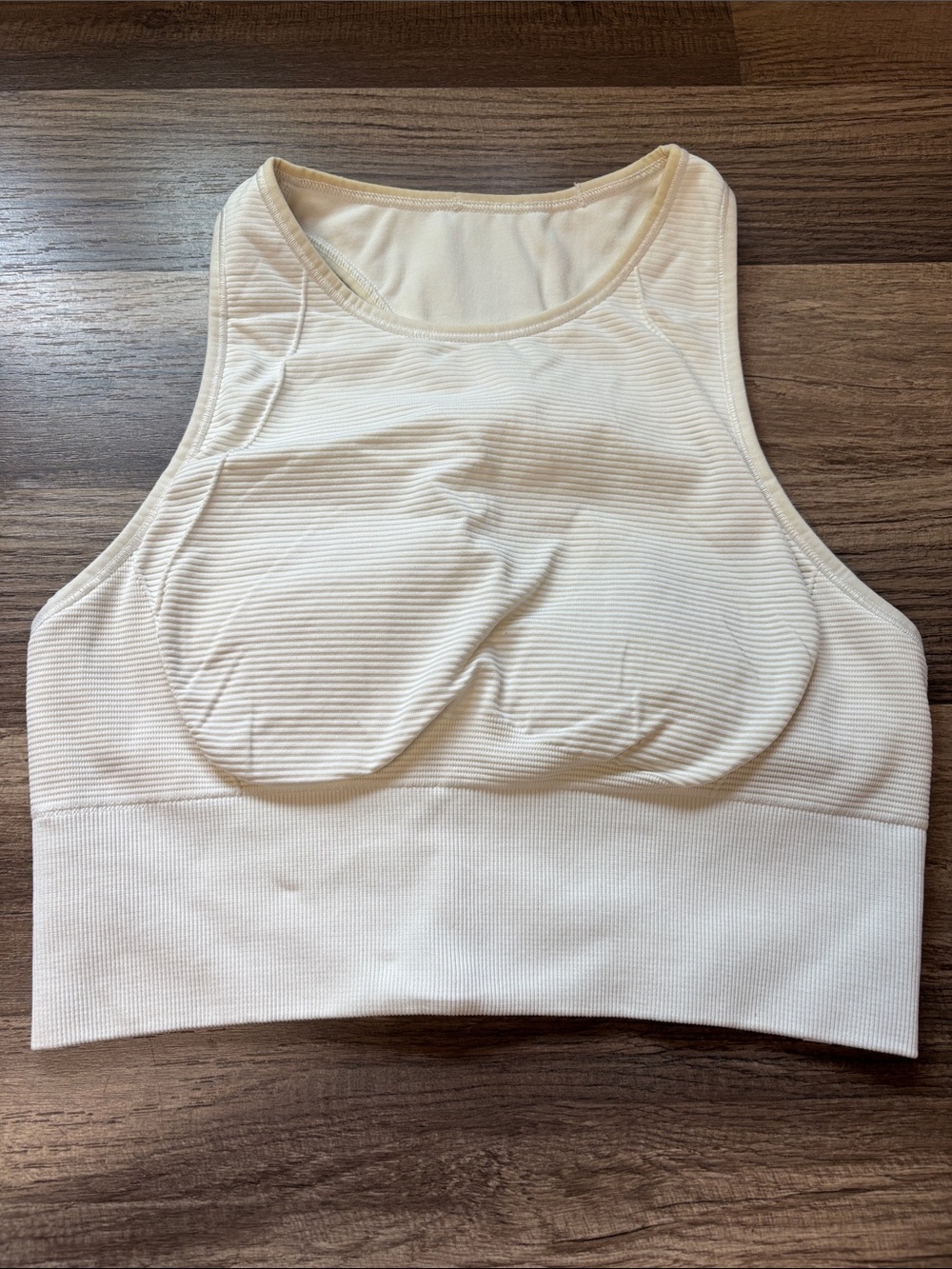 Lululemon Ebb to train sports bra